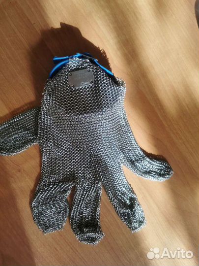 Новые кольчужные перчатки Euroflex и ножи