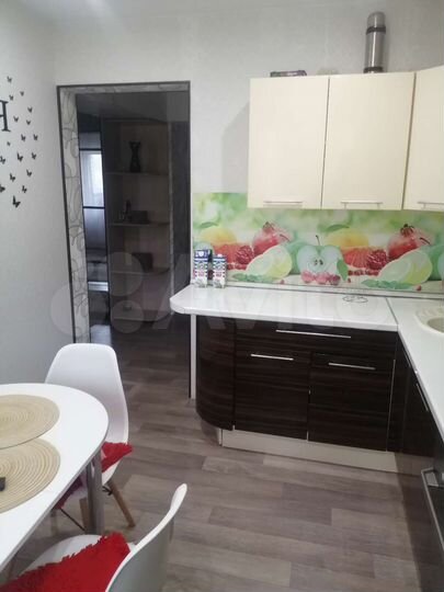 2-к. квартира, 56 м², 2/4 эт.