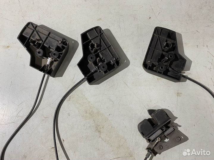 Ручки откидывания задних сидений BMW 5 E60