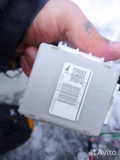 Блок электронный тайота рав 4