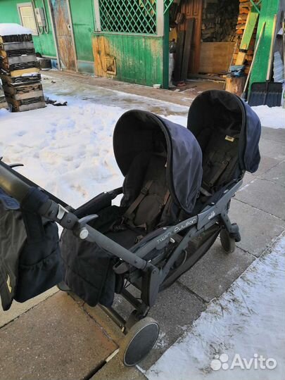 Коляска для двойни