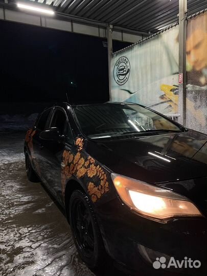 Opel Astra 1.4 МТ, 2010, 200 000 км