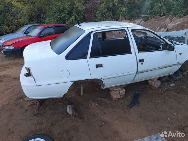 Крыло двери