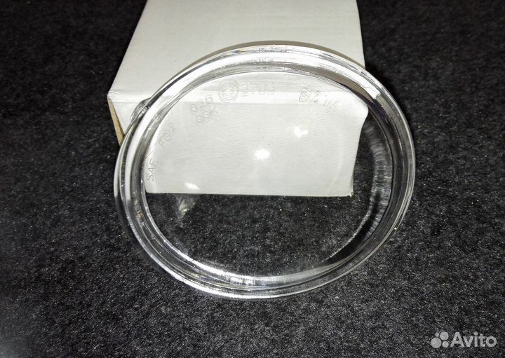 Стекло противотуманной фара BMW X3 E83 правое