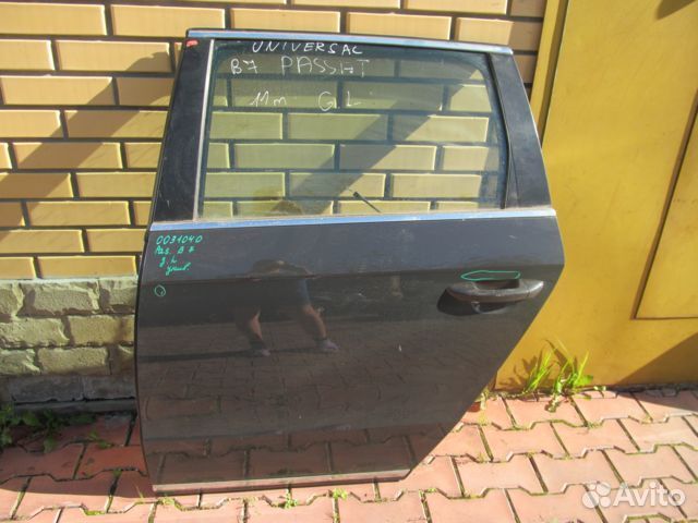 Дверь задняя левая Volkswagen Passat B7 2011