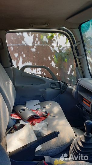 Toyota Dyna бортовой, 2002