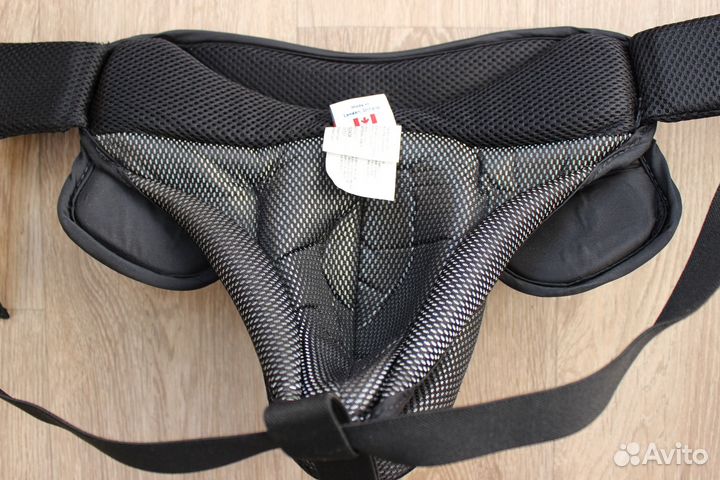 Раковина вратаря Vaughn SLR Pro Carbon Jock Review