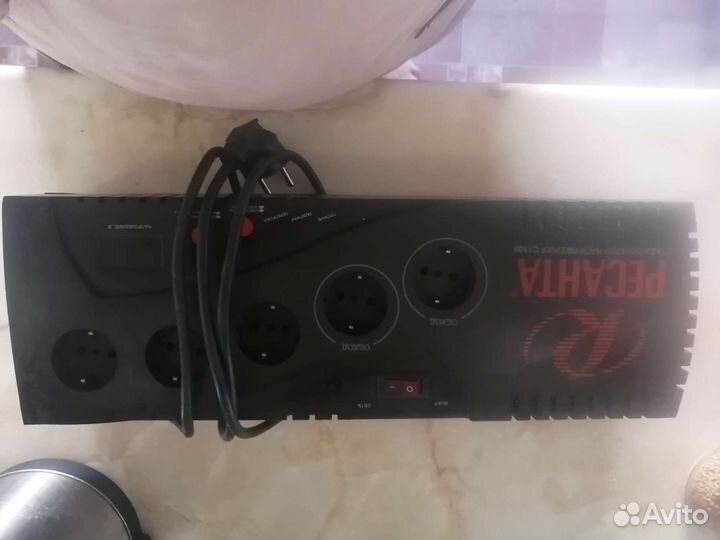 Стабилизатор напряжения однофазный ресанта С1000