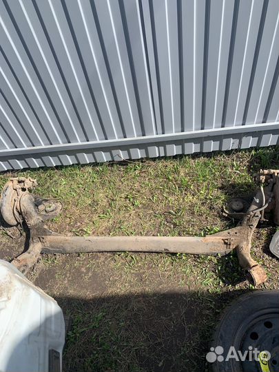 Задняя балка kia rio 3 1.6 MT