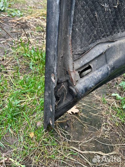 Капот mercedes w124