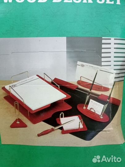 Настольный канцелярский набор