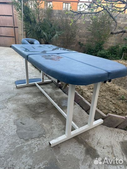 Массажная кушетка