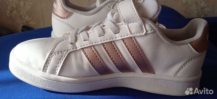 Кроссовки adidas для девочки оригинал