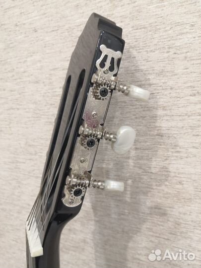 Классическая гитара