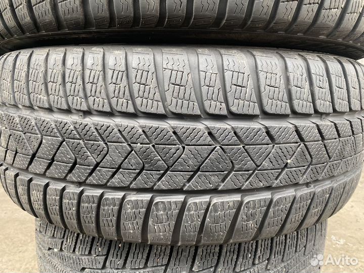 Pirelli Winter Sottozero 3 245/40 R21