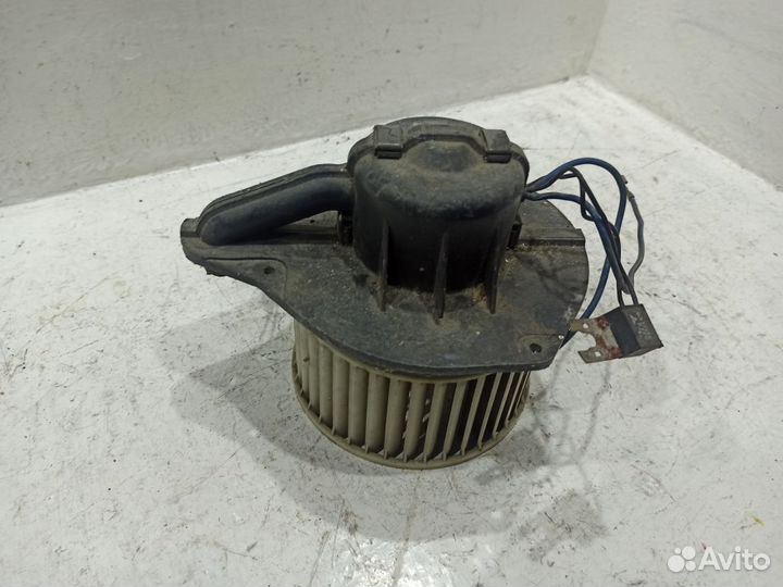 Моторчик печки Мазда 626 2 GC