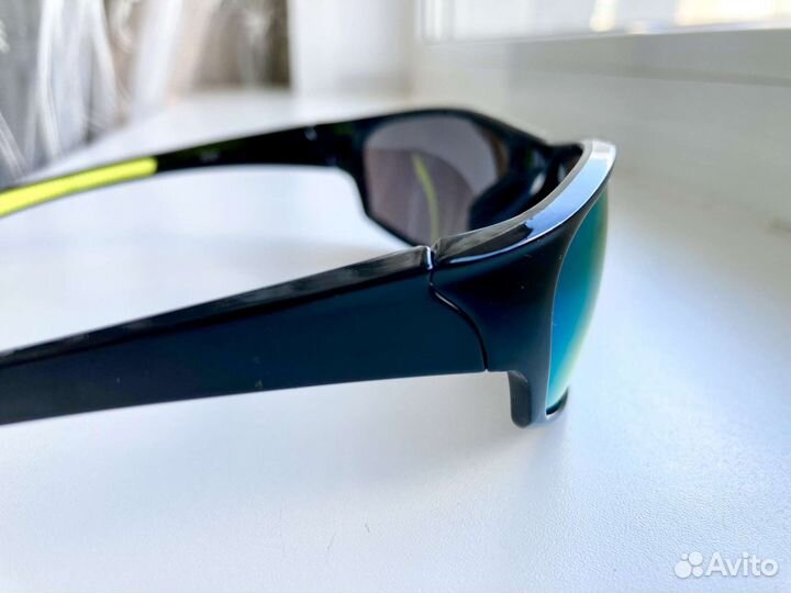 Очки спортивные с чехлом зеркальные чёрные