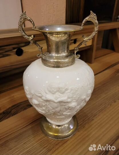 242962 Ваза и тарелка Capodimonte art. 03411