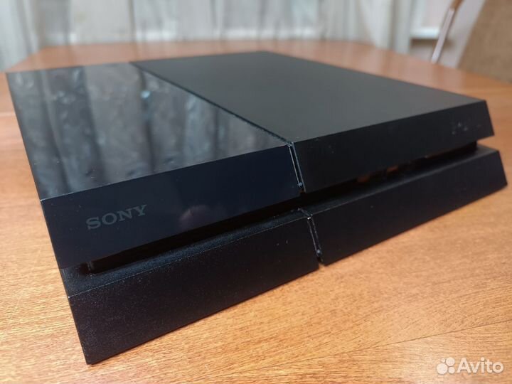 Sony PlayStation 4 + игры ps4