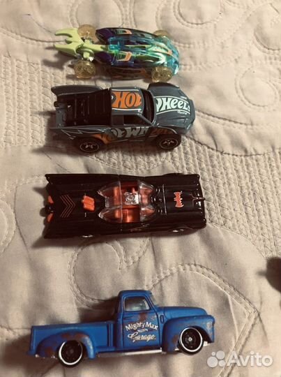 Машинки хот вилс hot wheels