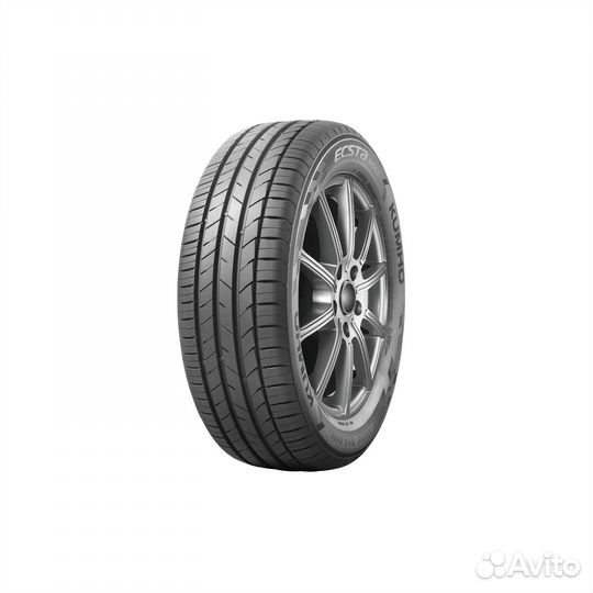 Kumho Ecsta HS52 215/65 R17