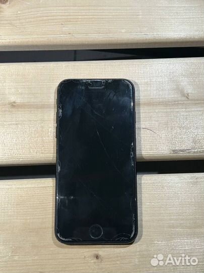 iPhone 7, 128 ГБ