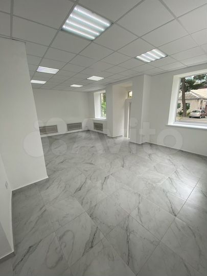 Торговая площадь, 60 м²