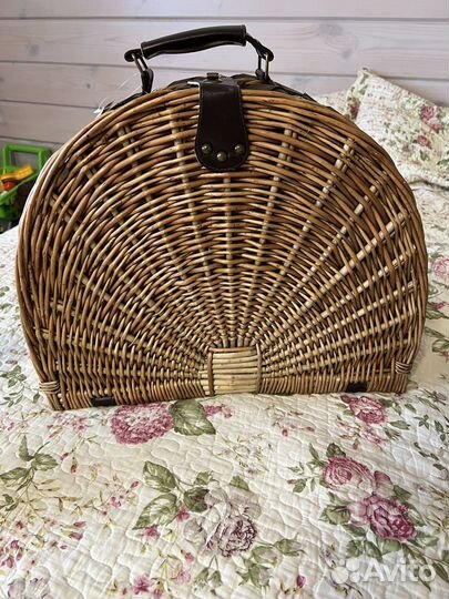 Набор для пикника в чемодане новый