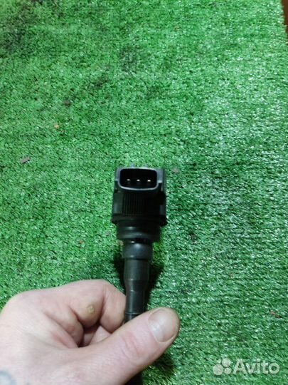 Катушка зажигания Nissan Serena 2.0 MR20DD