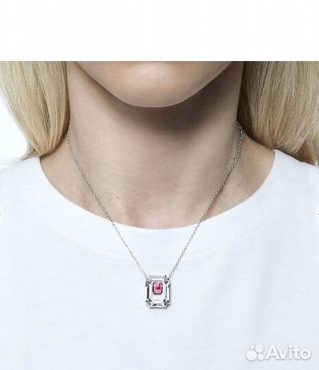 Swarovski колье
