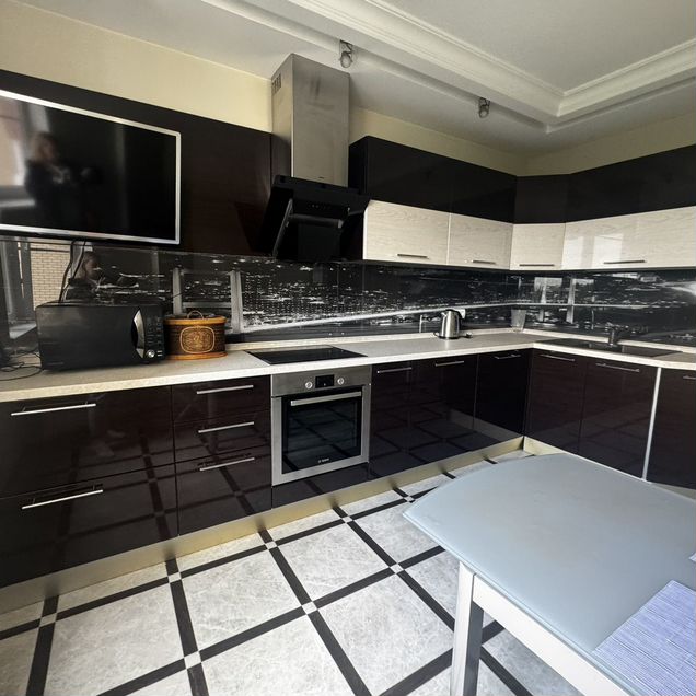 2-к. квартира, 64 м², 8/25 эт.