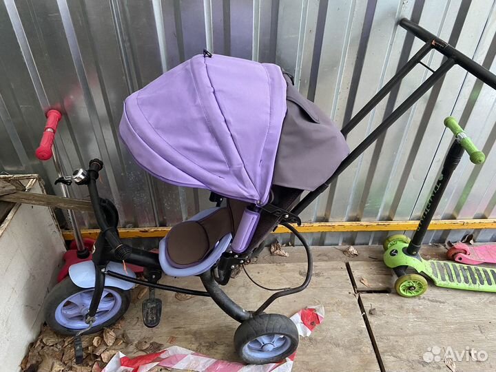 Детский велосипед с ручкой