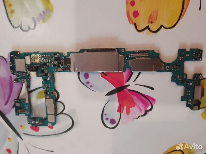 Samsung Galaxy S10 разбор