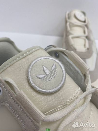 Adidas Niteball Beige