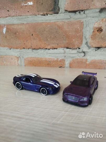 Hot wheels машинки