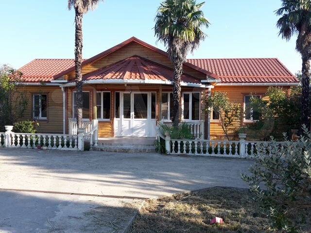 Дом 280 м² на участке 15 сот.