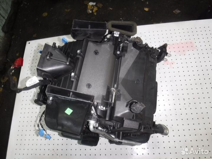 Корпус отопителя Audi A6 C6