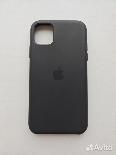Оригинальный силиконовый чехол на iPhone 11
