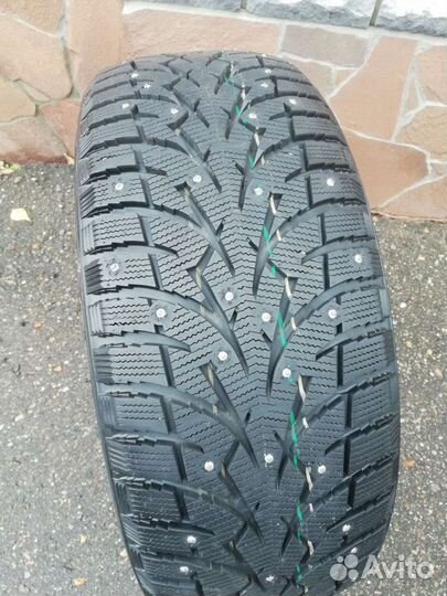 Toyo Observe G3-Ice 255/45 R20 и 275/40 R20 106T
