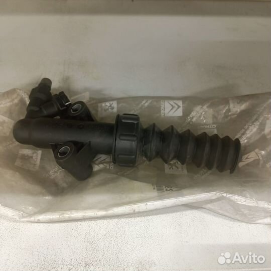 Рабочий цилиндр сцепления Citroen/Peugeot