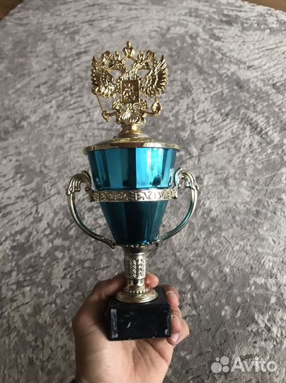 Спортивные кубки