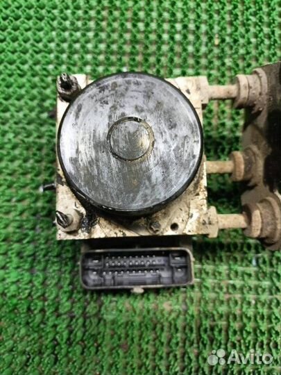Блок ABS Skoda Fabia 5J 2010