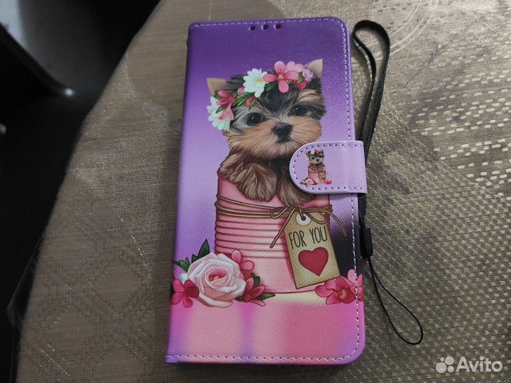 Чехол на телефон