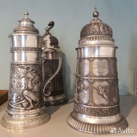 Большая коллекция пивных кружек