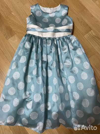 Платье праздничное на 5-6 лет