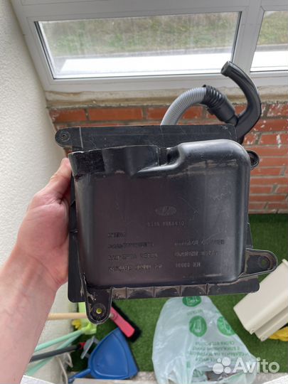 Корпус воздушного фильтра Kalina