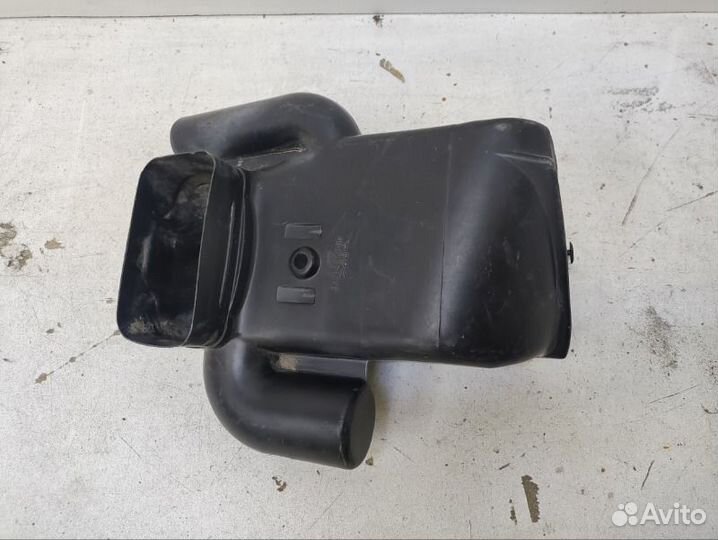 Патрубок воздушного фильтра Jeep Grand Cherokee