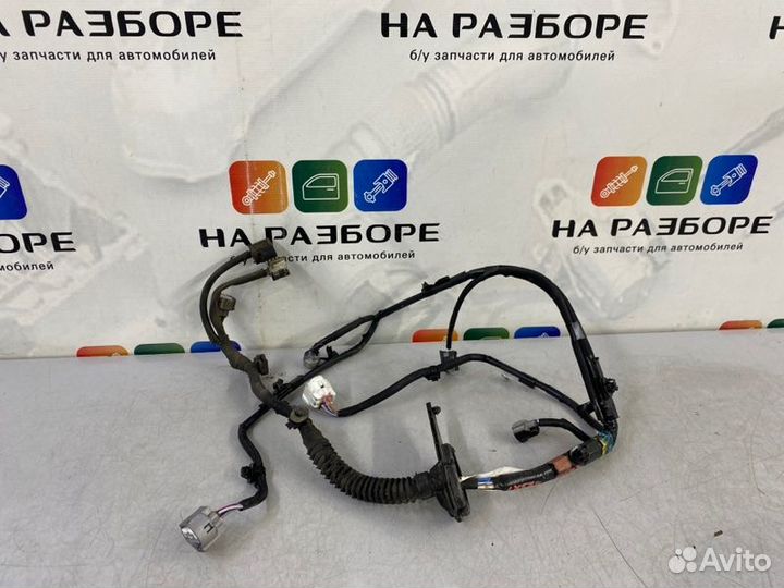 Проводка крышки багажника Lexus Lx570 3 3UR-FE