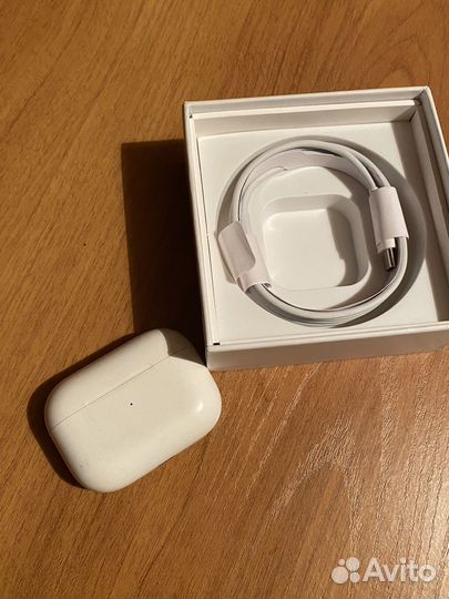 Apple airpods pro