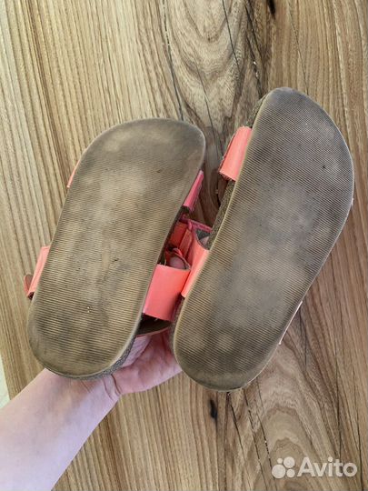 Сандалии для девочки